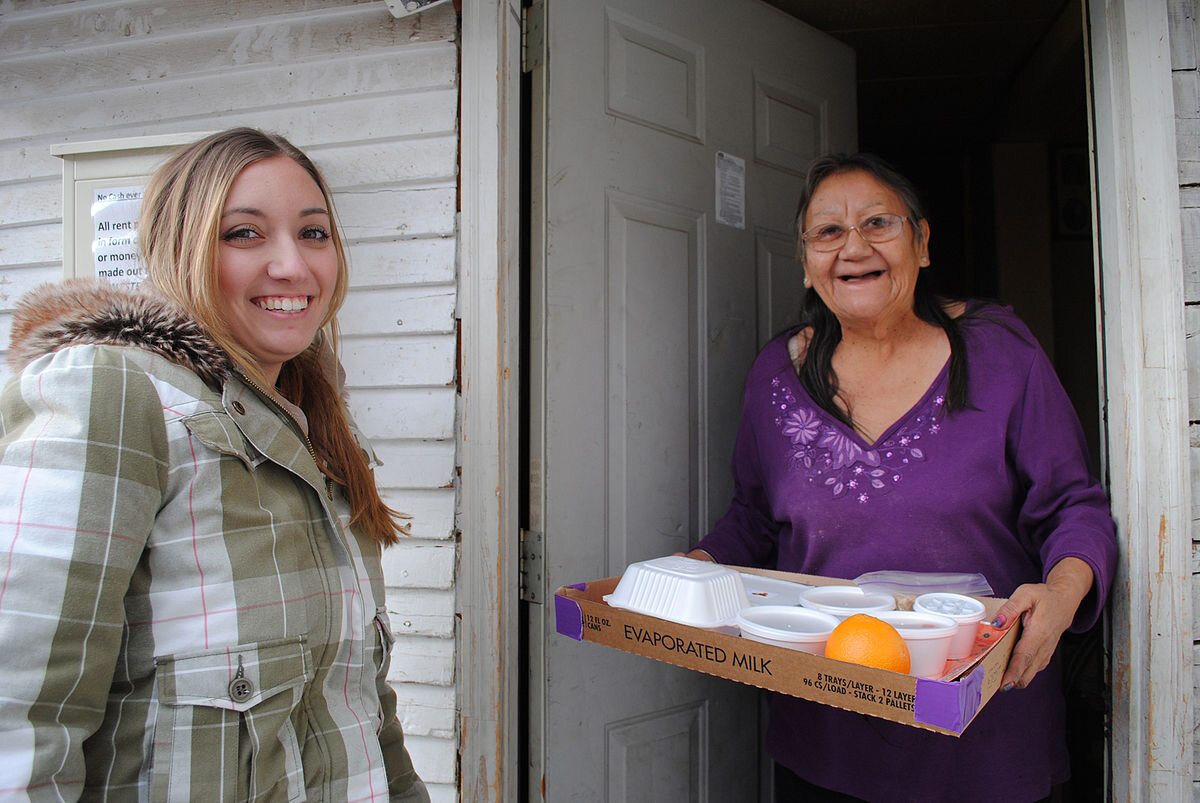 There are over 5000 Meals on Wheels affiliated programs across the US.